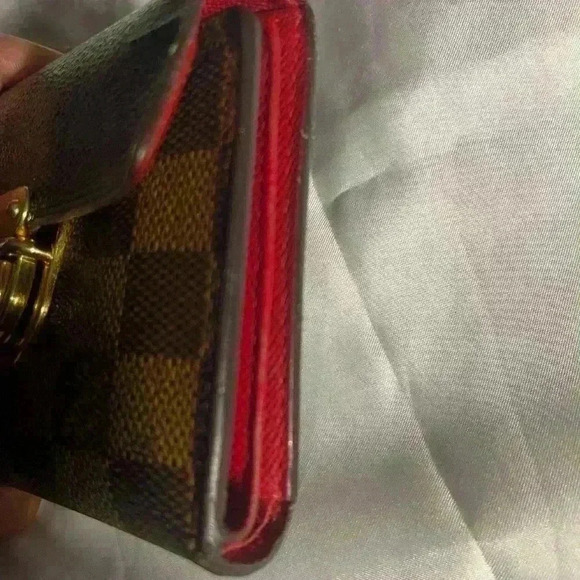 Louis Vuitton Damier Compact Wallet - Picture 8 of 11